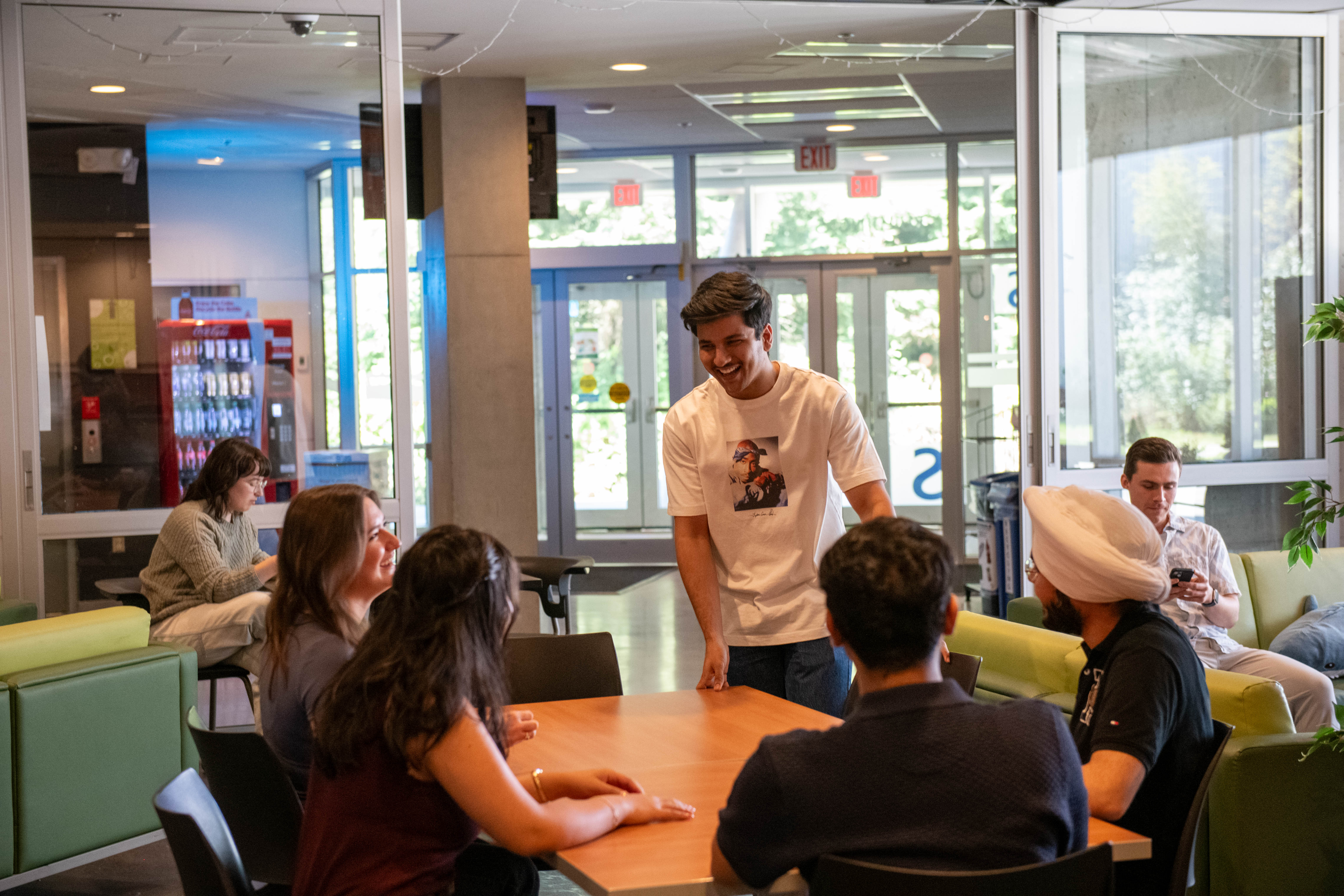 A calm space to relax & connect